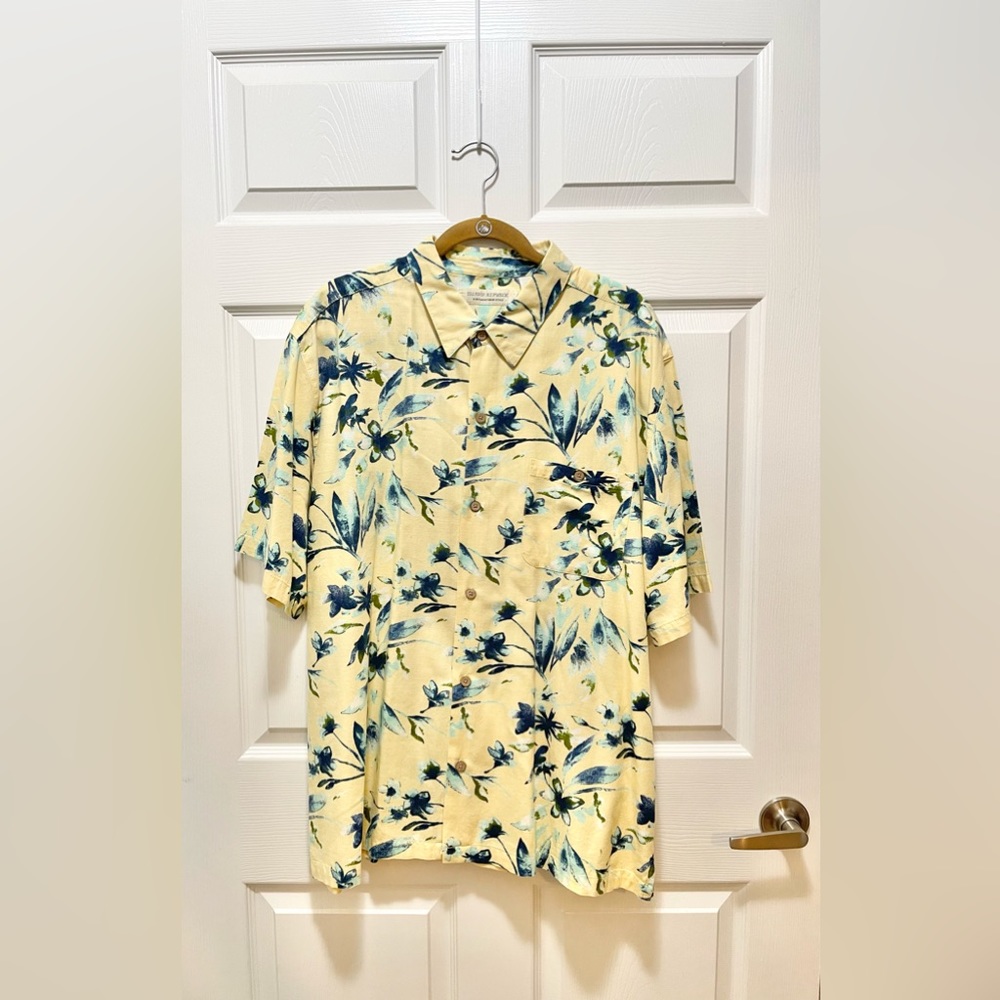 Island Republic Men's Shirt Size XXL Yellow Blue Floral